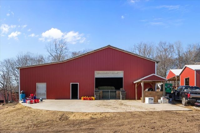 1429 Hunley Branch Rd, Charlotte, TN 37036