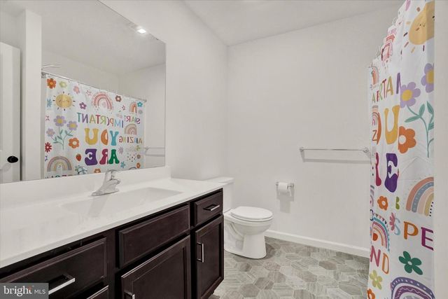 18016 DAVE ANNE CIRCLE, Stewartstown, PA 17363