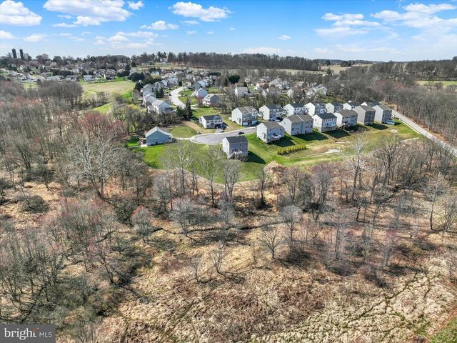 18016 DAVE ANNE CIRCLE, Stewartstown, PA 17363