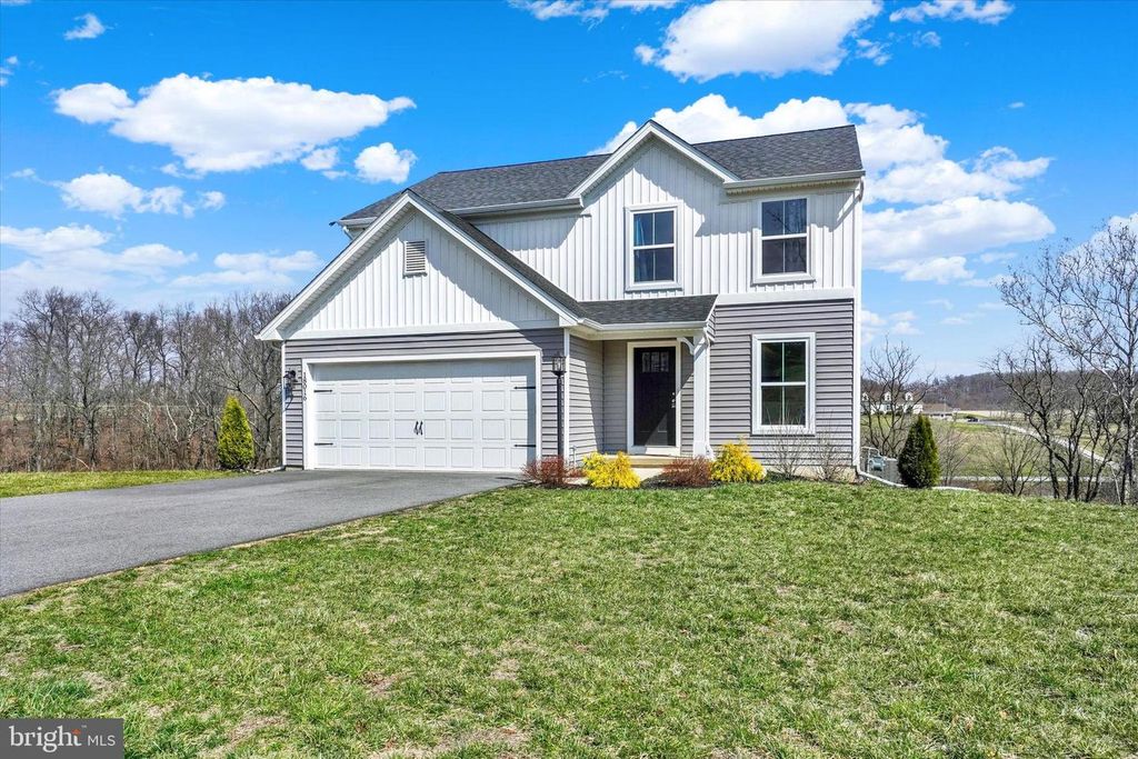 18016 DAVE ANNE CIRCLE, Stewartstown, PA 17363
