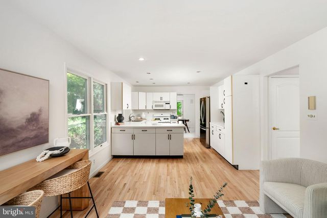 22 BOXWOOD DRIVE, Princeton, NJ 08540