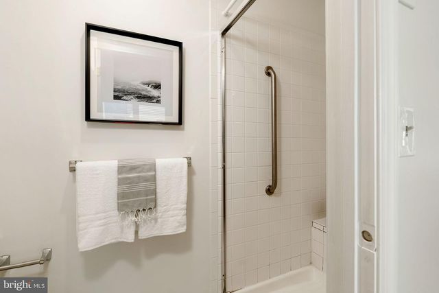 22 BOXWOOD DRIVE, Princeton, NJ 08540