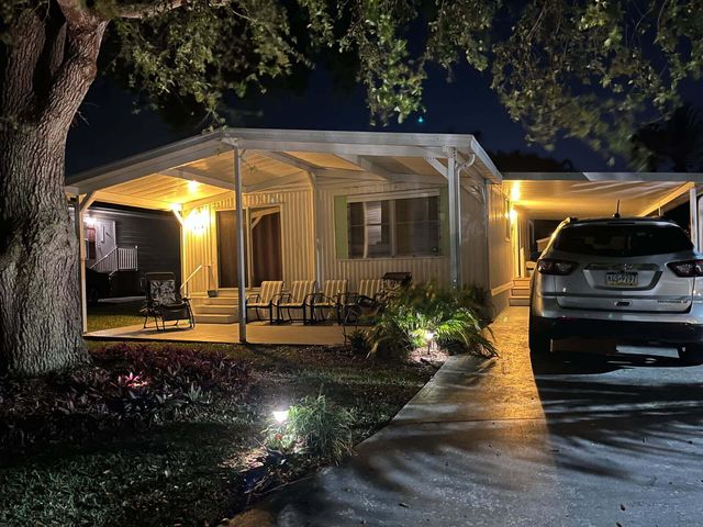 304 Mockingbird Avenue, Fort Pierce, FL 34982