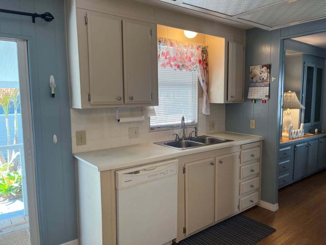 304 Mockingbird Avenue, Fort Pierce, FL 34982