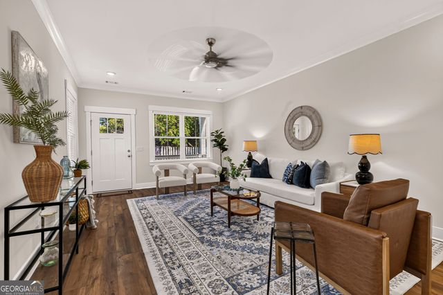 1601 Grove Street, Savannah, GA 31401