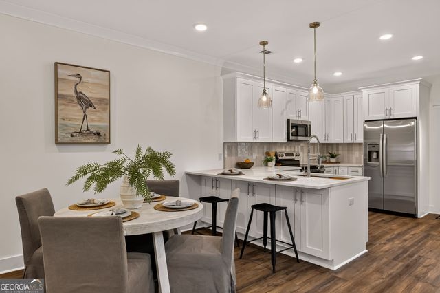 1601 Grove Street, Savannah, GA 31401