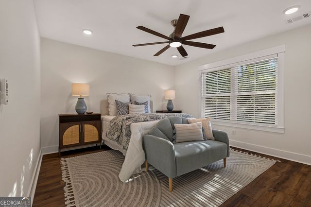 1601 Grove Street, Savannah, GA 31401