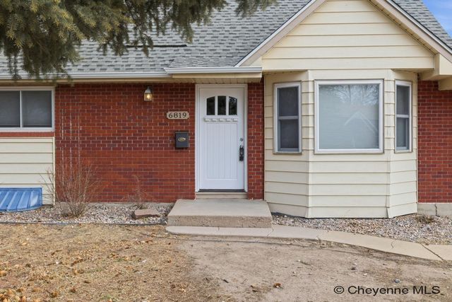 6819 WILLSHIRE BLVD, Cheyenne, WY 82009