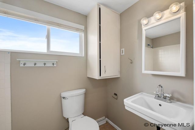 6819 WILLSHIRE BLVD, Cheyenne, WY 82009