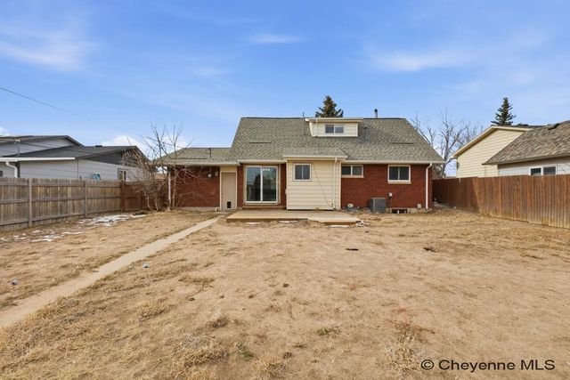 6819 WILLSHIRE BLVD, Cheyenne, WY 82009