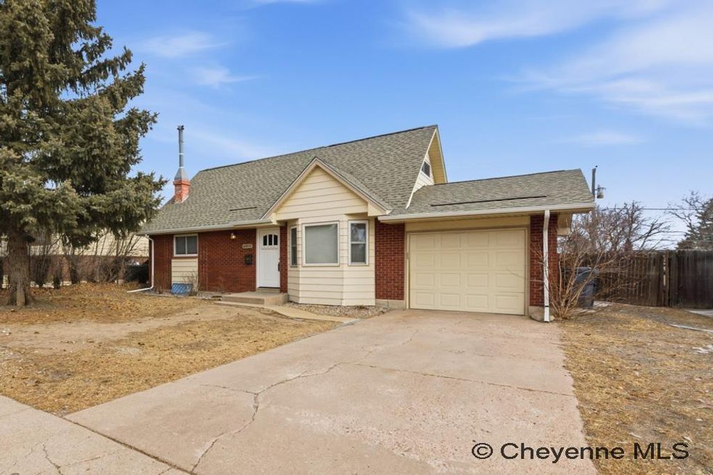 6819 WILLSHIRE BLVD, Cheyenne, WY 82009