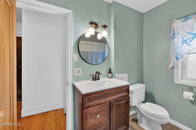 5521 304th Street, Toledo, OH 43611