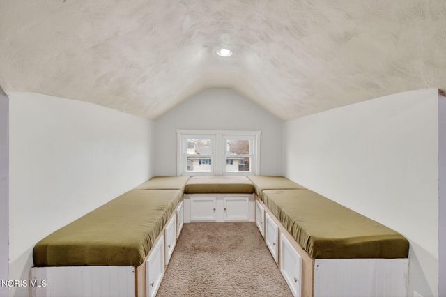 5521 304th Street, Toledo, OH 43611