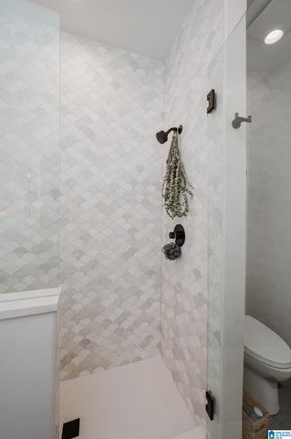 5012 WENDOVER DRIVE, Birmingham, AL 35223