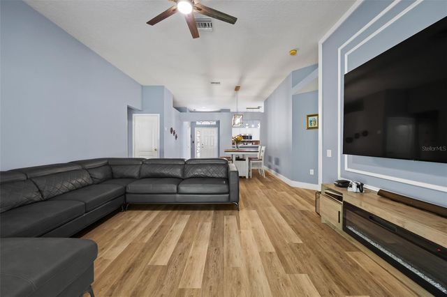 2101 SHELBOURNE COURT, Wesley Chapel, FL 33543