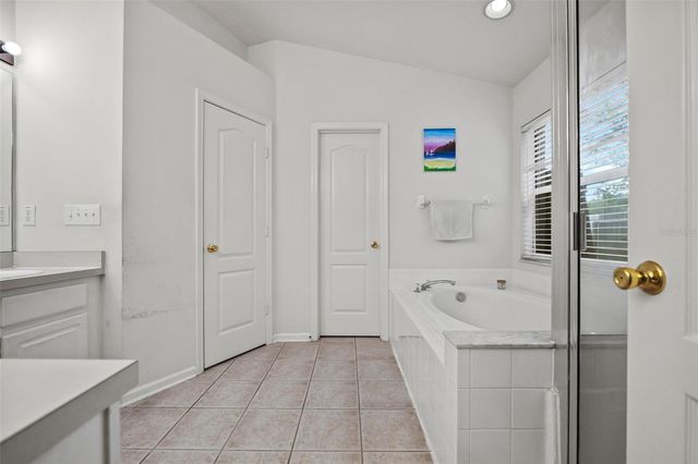 2101 SHELBOURNE COURT, Wesley Chapel, FL 33543