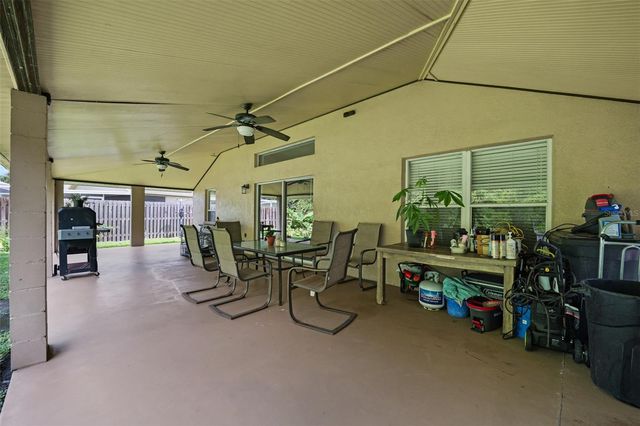 2101 SHELBOURNE COURT, Wesley Chapel, FL 33543