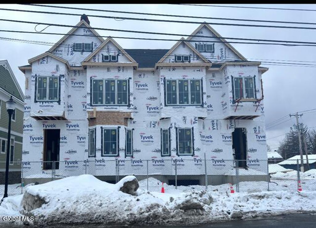 110A Division Street, Saratoga Springs, Inside, NY 12866