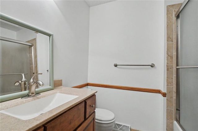 2940 S 42nd Street, Kansas City, KS 66106