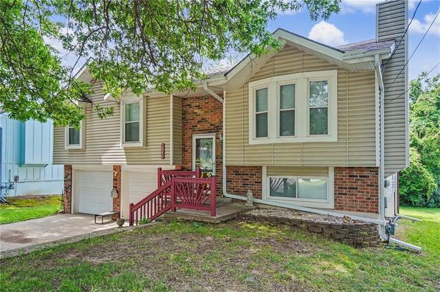 2940 S 42nd Street, Kansas City, KS 66106