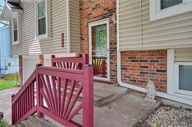 2940 S 42nd Street, Kansas City, KS 66106