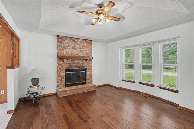 2940 S 42nd Street, Kansas City, KS 66106