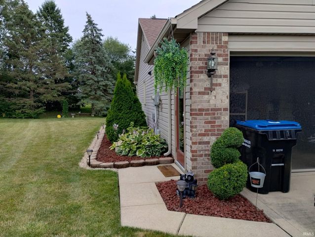 605 Cobblers Court, Waterloo, IN 46706