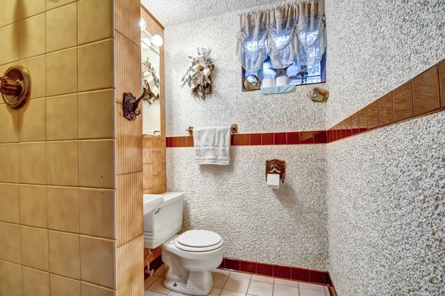 8950 S 85th Court, Hickory Hills, IL 60457