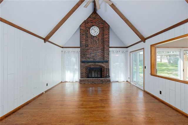 8234 Parkhill Circle, Lenexa, KS 66215