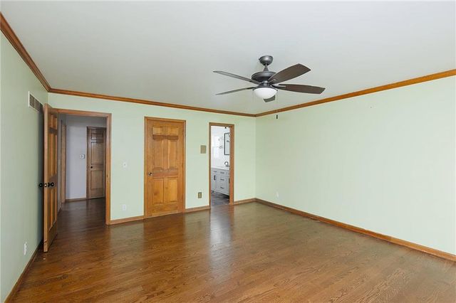 8234 Parkhill Circle, Lenexa, KS 66215