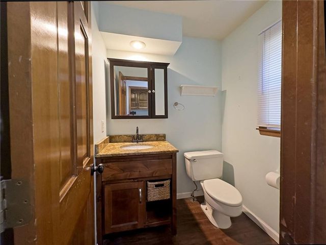 8234 Parkhill Circle, Lenexa, KS 66215