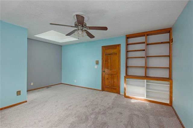 8234 Parkhill Circle, Lenexa, KS 66215