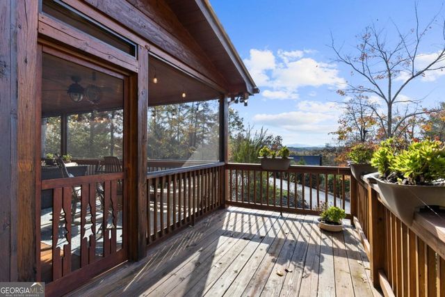 653 The Woods Road, Mineral Bluff, GA 30559