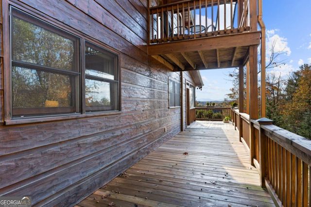 653 The Woods Road, Mineral Bluff, GA 30559