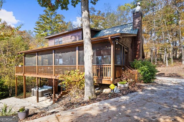 653 The Woods Road, Mineral Bluff, GA 30559