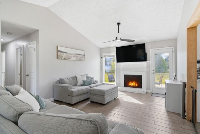 1223 Cabots Drive, Auburn, GA 30011