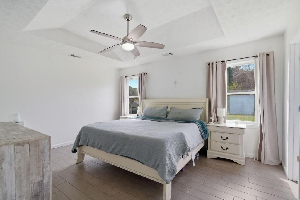 Image 16 of property listing at 1223 Cabots Drive, Auburn, GA 30011