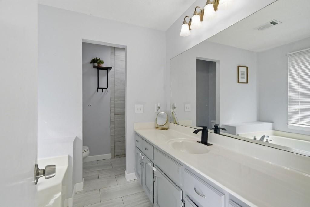 Image 18 of property listing at 1223 Cabots Drive, Auburn, GA 30011