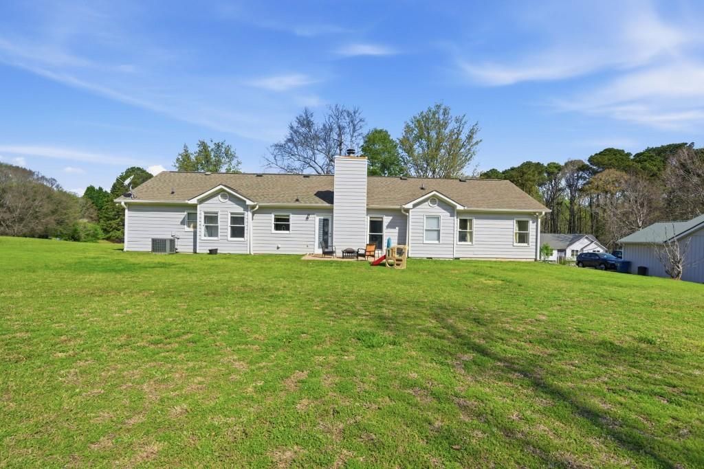 Image 23 of property listing at 1223 Cabots Drive, Auburn, GA 30011