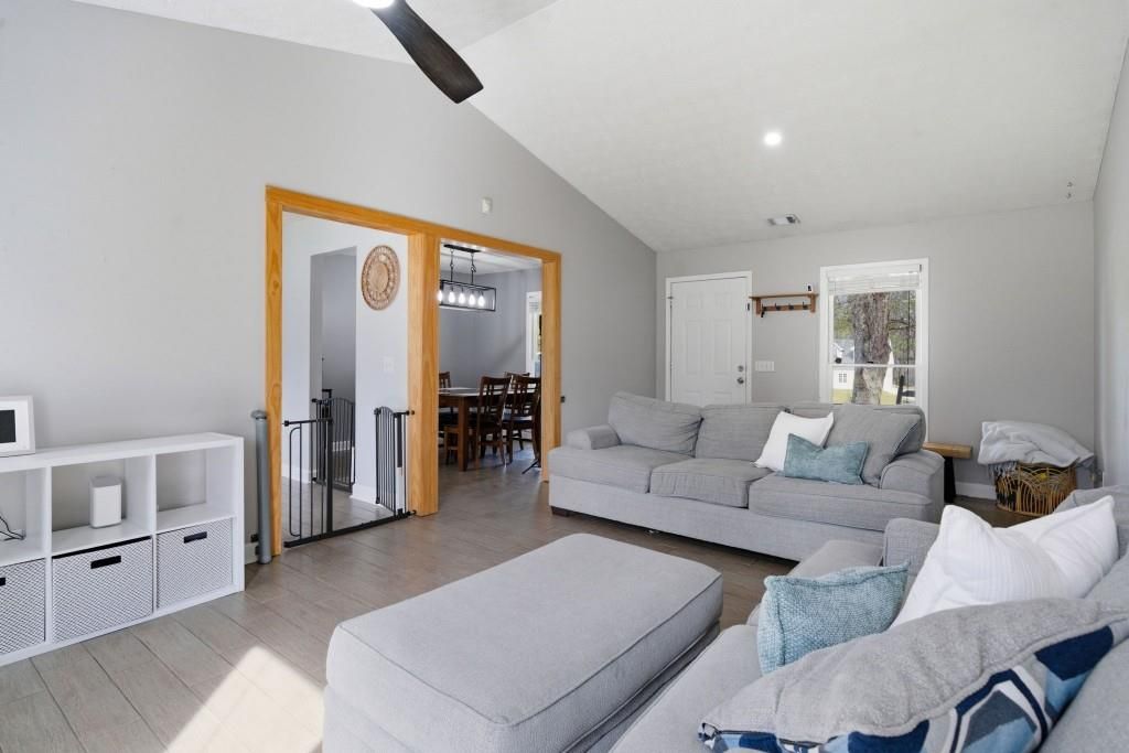 Image 6 of property listing at 1223 Cabots Drive, Auburn, GA 30011