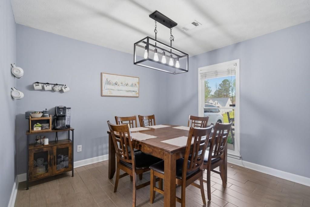 Image 7 of property listing at 1223 Cabots Drive, Auburn, GA 30011