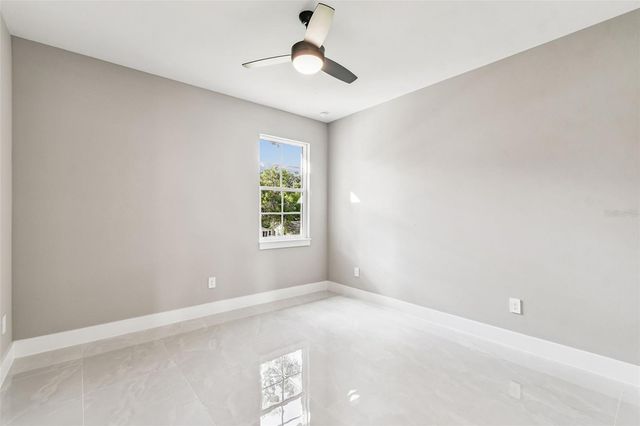 310 N LEMON AVENUE, Brooksville, FL 34601