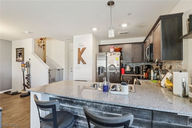 2594 Canary Yellow Court, North Las Vegas, NV 89086