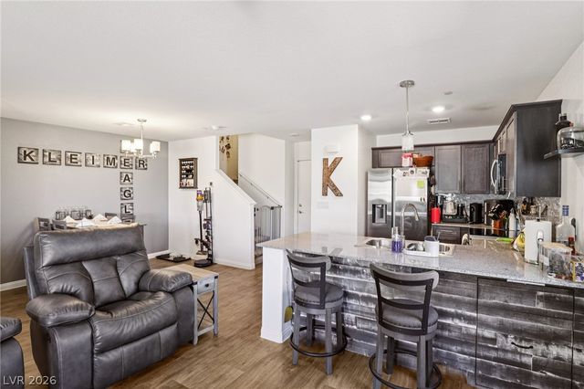 2594 Canary Yellow Court, North Las Vegas, NV 89086