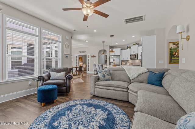 174 Holly Springs Court, Southern Pines, NC 28387