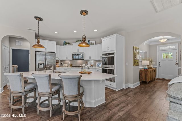 174 Holly Springs Court, Southern Pines, NC 28387