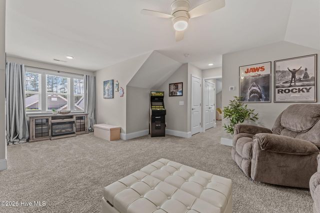 174 Holly Springs Court, Southern Pines, NC 28387