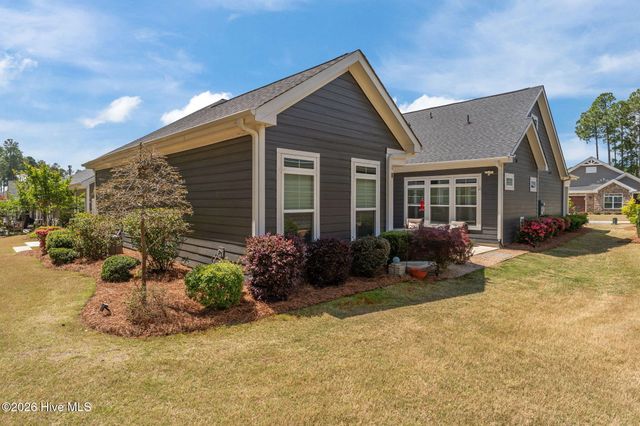 174 Holly Springs Court, Southern Pines, NC 28387