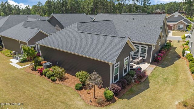 174 Holly Springs Court, Southern Pines, NC 28387