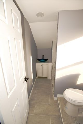 60 Gotham Avenue, Elmont, NY 11003